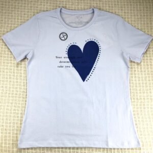 t_shirt_coração_com_straus