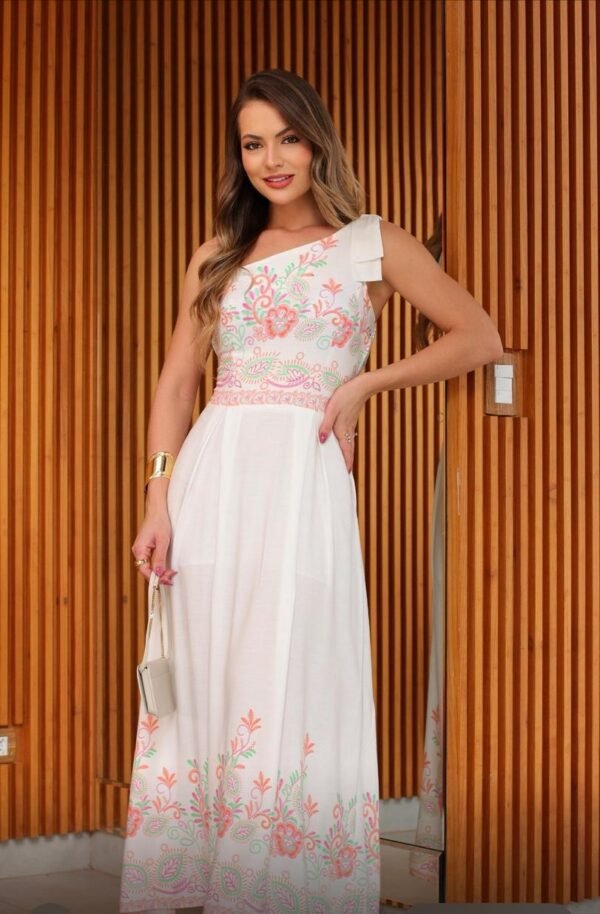 Vestido longo feminino estampa de flores Tschu